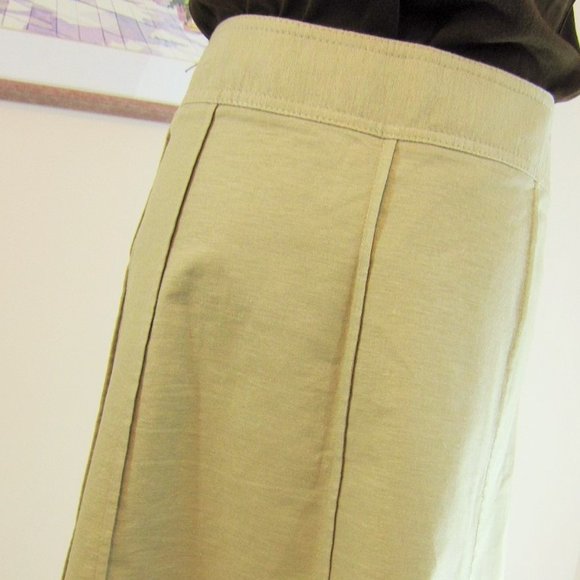 A-Panel Skirt, Tan by George  Sz 8 - Picture 9 of 9